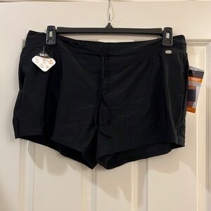 Zeroxposur ladies shorts